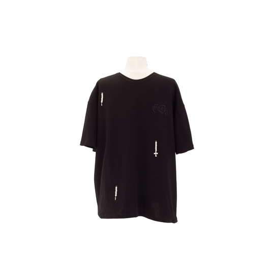 Black cotton tee with 3 pearl drops by EnDz by Lou